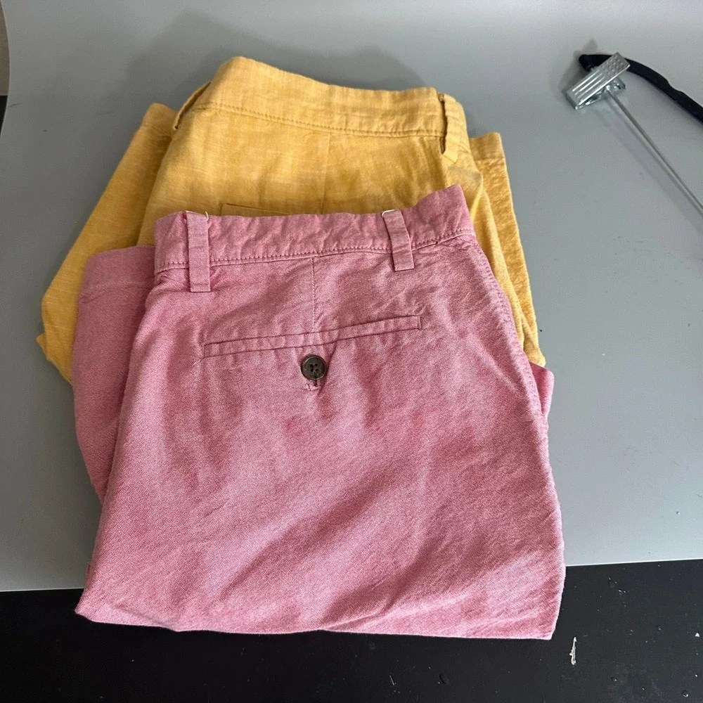 Banana Republic Mens Chambray Shorts Bundle 2 Pairs Yellow Pink Cotton Size 33